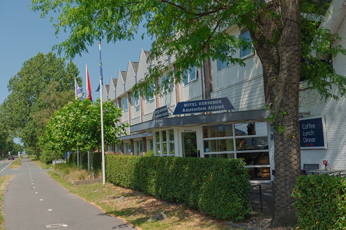 HotelPhoto1