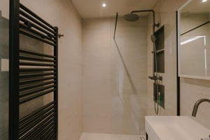 Deluxe Studio